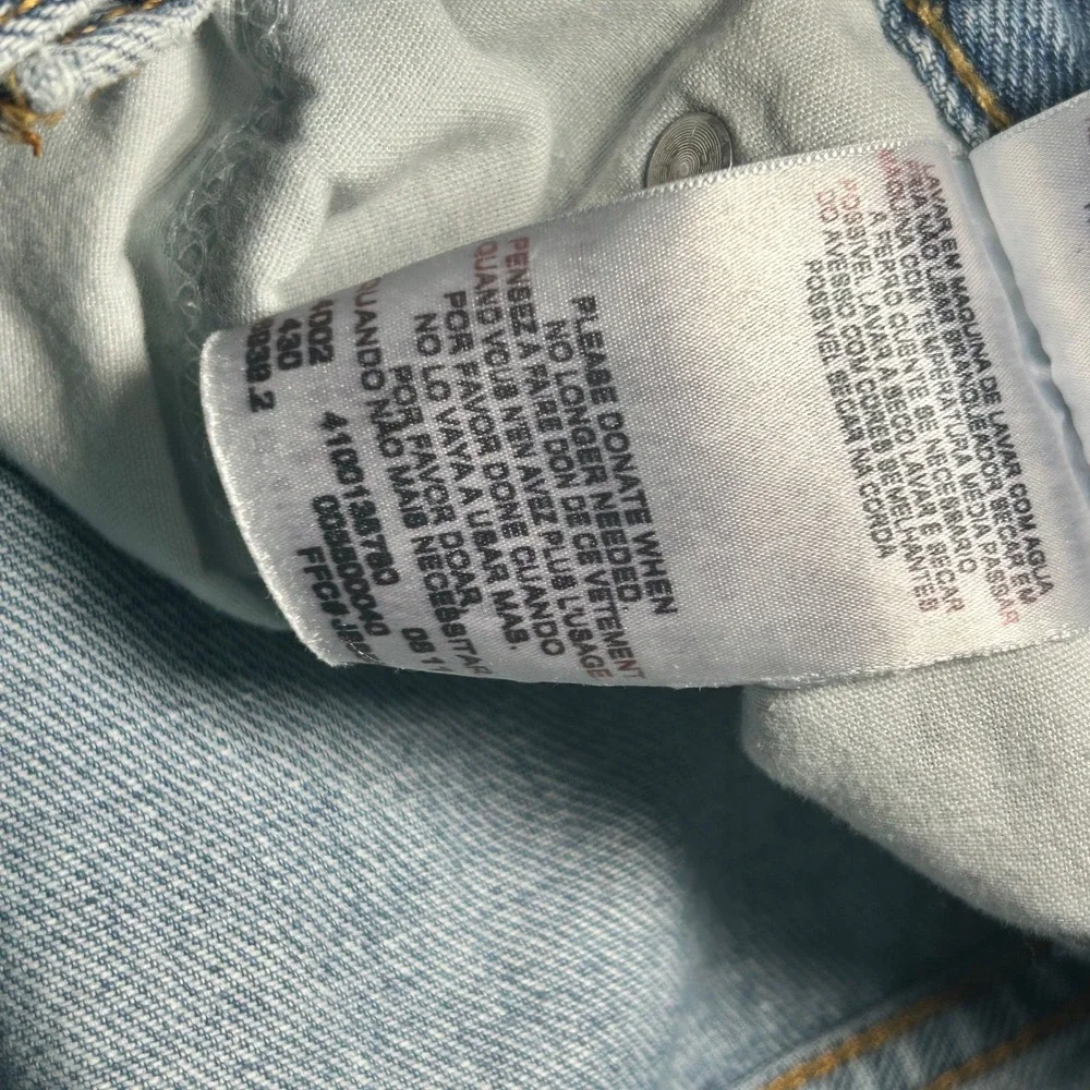 Vintage Levi's 550 Relaxed Fit Jeans Men's 90s Y2K Light Wash Mens 38x30 Tapered
